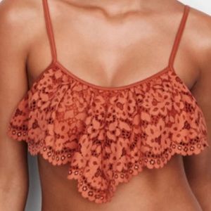 Victoria’s Secret lace bralette